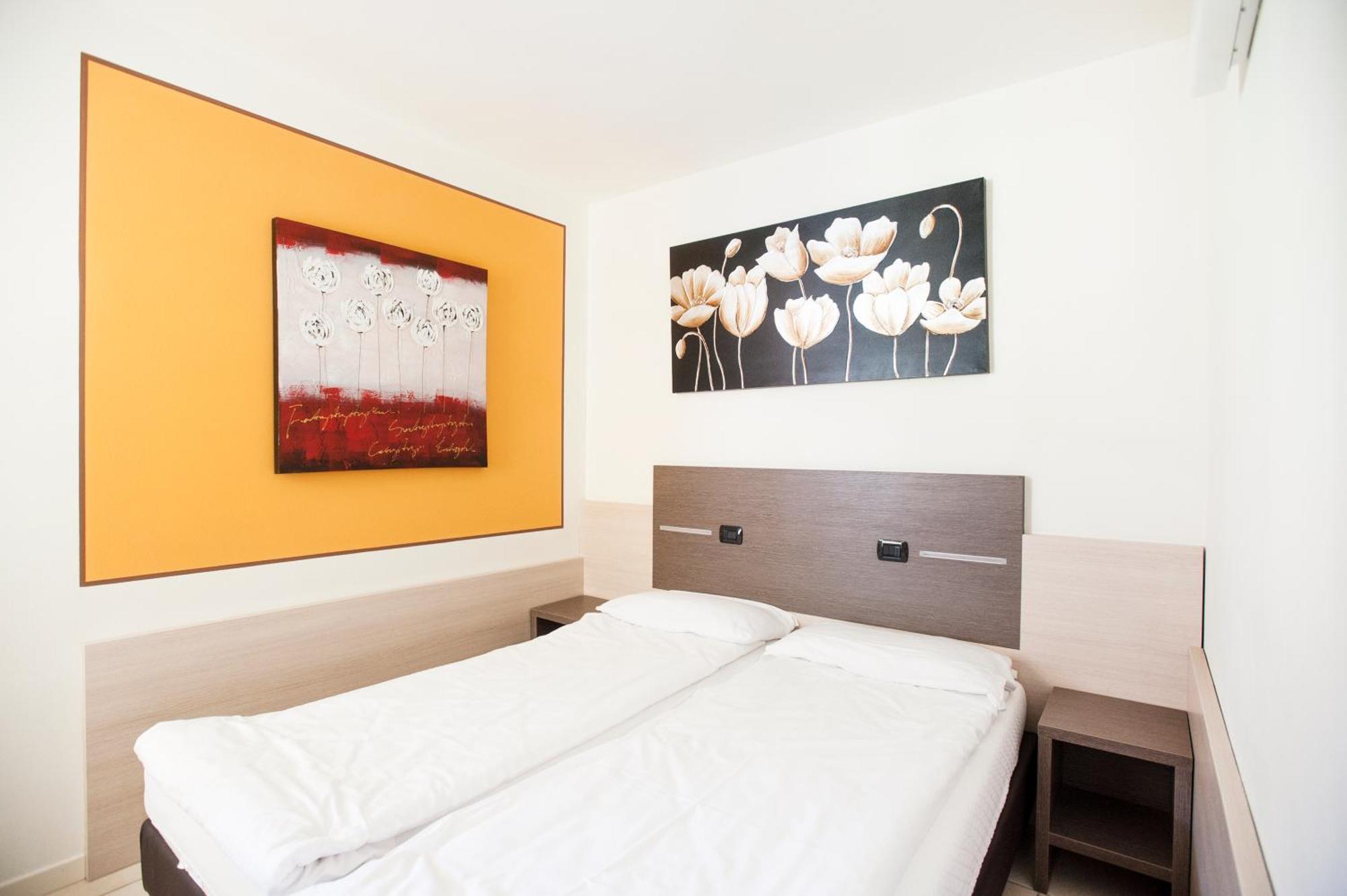 Residence Maroadi Torbole Sul Garda ภายนอก รูปภาพ