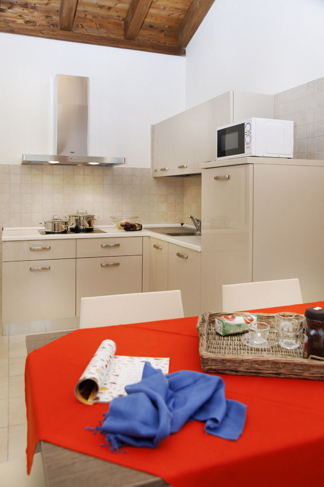 Residence Maroadi Torbole Sul Garda ภายนอก รูปภาพ