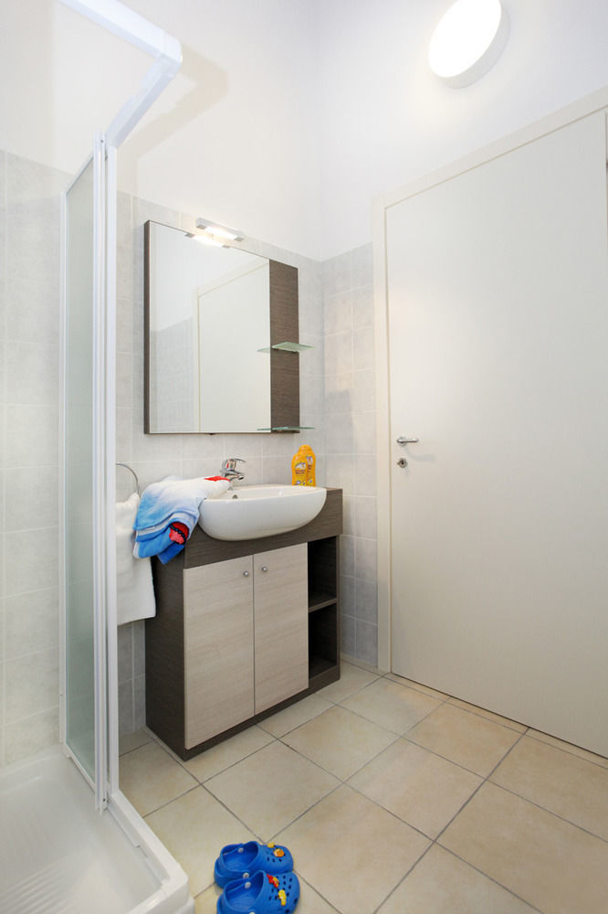 Residence Maroadi Torbole Sul Garda ภายนอก รูปภาพ